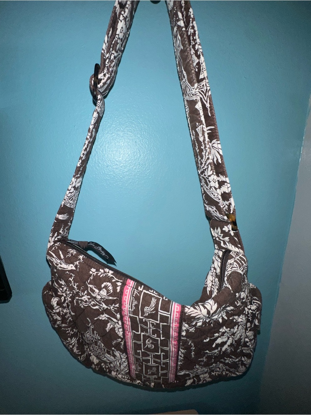 vintage, retired Vera Bradley Hobo Shoulder Bag in the "Imperial Toile" pattern. - Picture 6 of 6